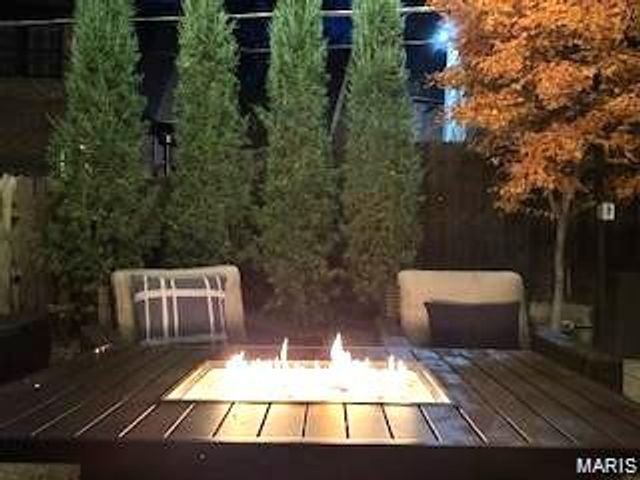 421 West Point Court, University City, MO 63130