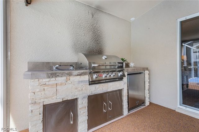 4002 Oasis BLVD, Cape Coral, FL 33914