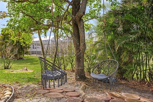 4002 Oasis BLVD, Cape Coral, FL 33914