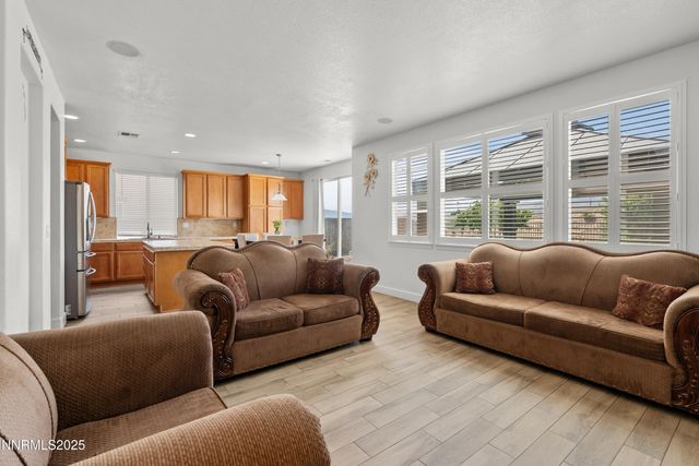 7935 Opal Station Drive, Reno, NV 89506