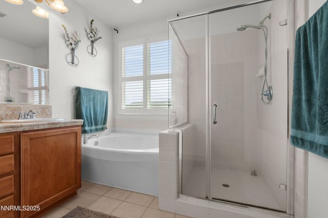 7935 Opal Station Drive, Reno, NV 89506