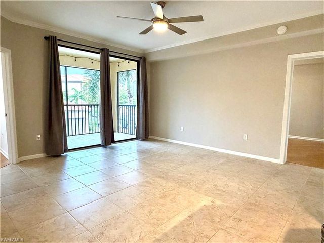 12965 Positano CIR 201, Naples, FL 34105