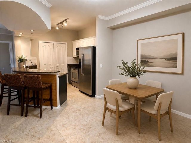 12965 Positano CIR 201, Naples, FL 34105