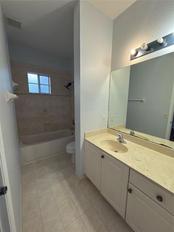 8320 Santa Monica Avenue 8320, Tamarac, FL 33321