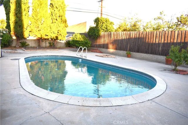 8320 Bardwell Ave., Panorama City, CA 91402