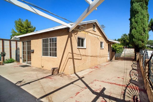 8320 Bardwell Ave., Panorama City, CA 91402