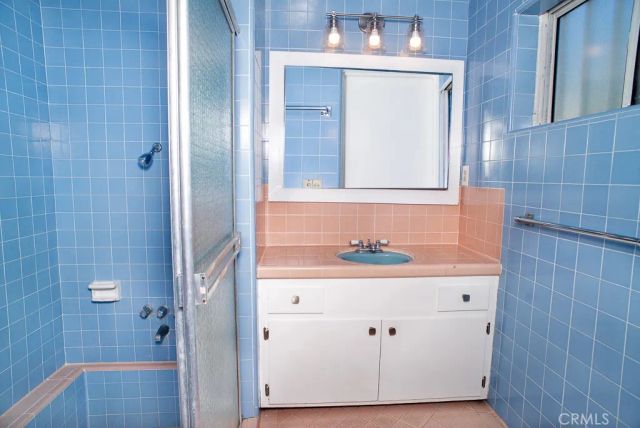 8320 Bardwell Ave., Panorama City, CA 91402