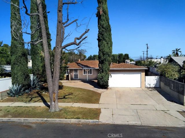 8320 Bardwell Ave., Panorama City, CA 91402