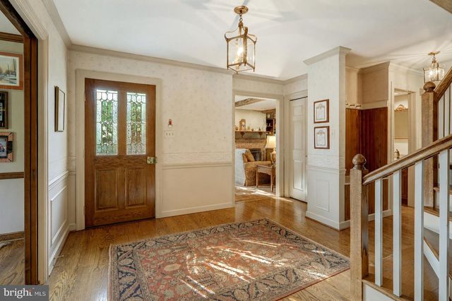 1334 BEACONFIELD LN, Lancaster, PA 17601