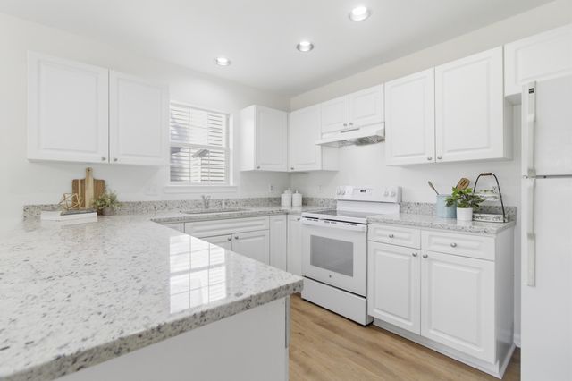 4818 Habersham Lane, Summerville, SC 29485