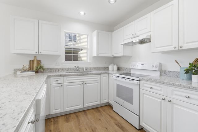 4818 Habersham Lane, Summerville, SC 29485