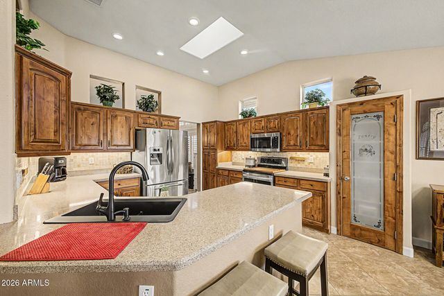 15315 W GUNSIGHT Drive, Sun City West, AZ 85375