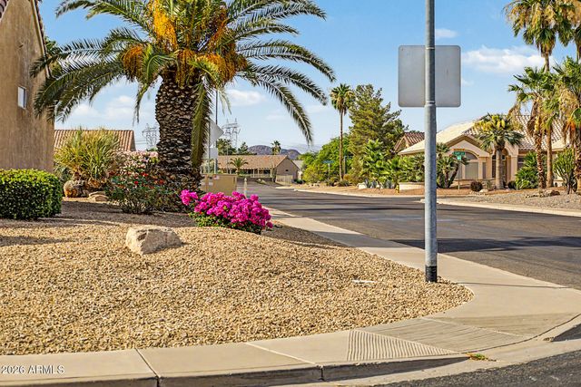 15315 W GUNSIGHT Drive, Sun City West, AZ 85375
