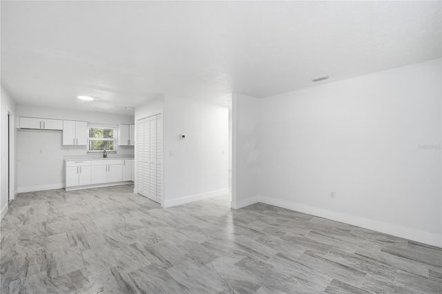 7309 N HUTTON PLACE D, Tampa, FL 33604