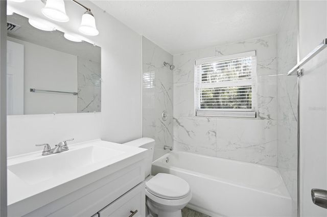 7309 N HUTTON PLACE D, Tampa, FL 33604