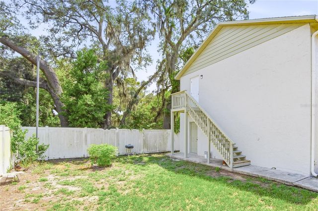 7309 N HUTTON PLACE D, Tampa, FL 33604