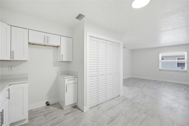 7309 N HUTTON PLACE D, Tampa, FL 33604