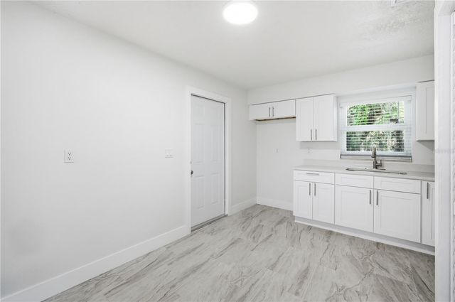 7309 N HUTTON PLACE D, Tampa, FL 33604