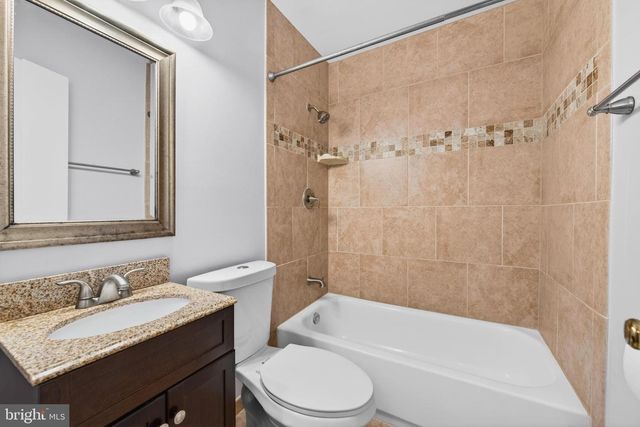 5420 BRIXHAM CT, Burke, VA 22015