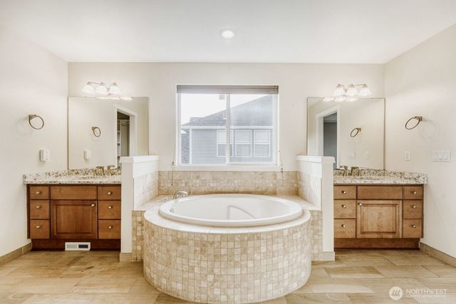 7326 223rd Avenue Ct E, Buckley, WA 98321