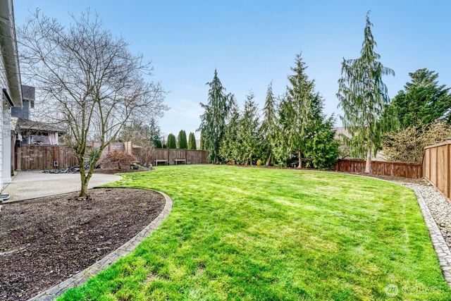 7326 223rd Avenue Ct E, Buckley, WA 98321