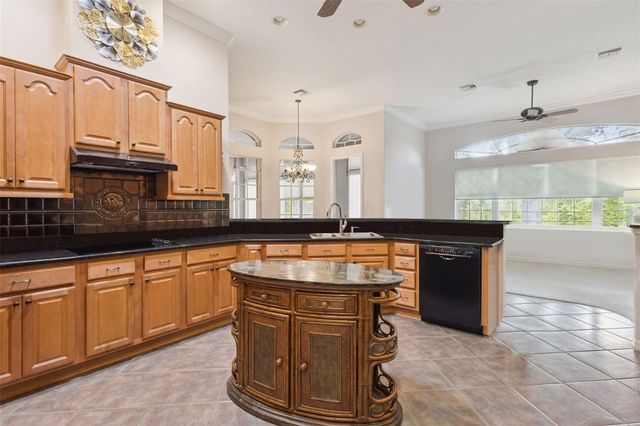 5607 SIR CHURCHILL DRIVE, Leesburg, FL 34748