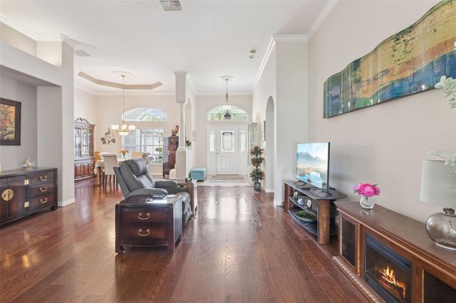 5607 SIR CHURCHILL DRIVE, Leesburg, FL 34748