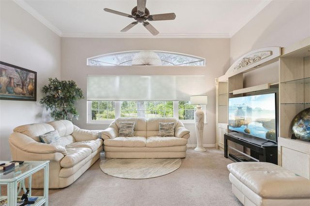 5607 SIR CHURCHILL DRIVE, Leesburg, FL 34748