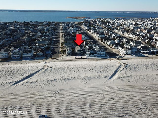 304 Ocean Avenue, Lavallette, NJ 08735