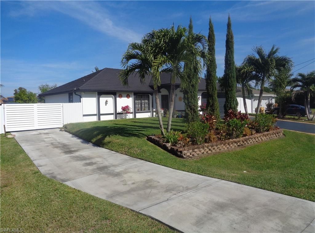 5540 Banning ST, LEHIGH ACRES, FL 33971 — photo 4