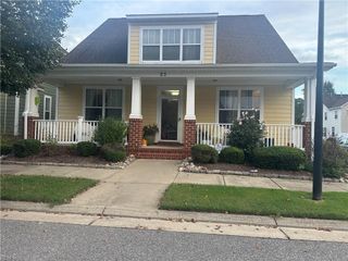 25 Rockingham DR, Hampton, VA 23669