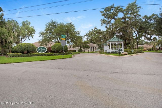 3345 Savannahs Trail, Merritt Island, FL 32953