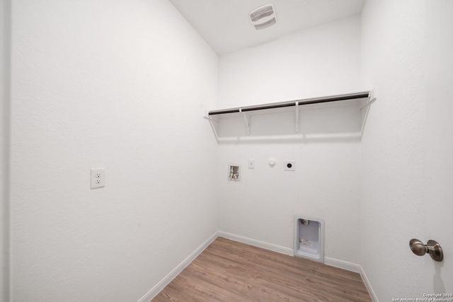 6910 Pail Place, San Antonio, TX 78252