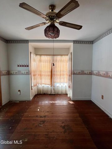 33 Leonard Street, Northumberland, NY 12831