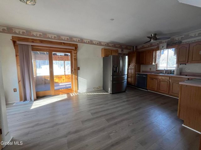 33 Leonard Street, Northumberland, NY 12831