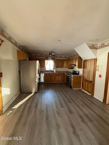 33 Leonard Street, Northumberland, NY 12831