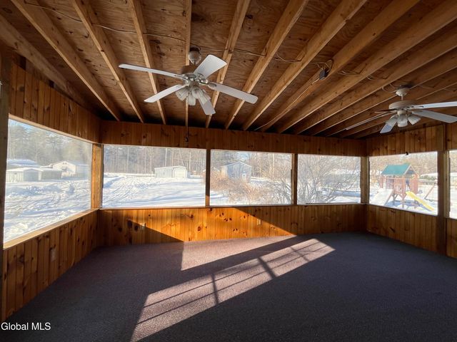 33 Leonard Street, Northumberland, NY 12831