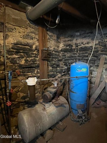 33 Leonard Street, Northumberland, NY 12831