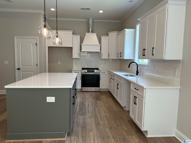 525 RAMSGATE DRIVE, Alabaster, AL 35114