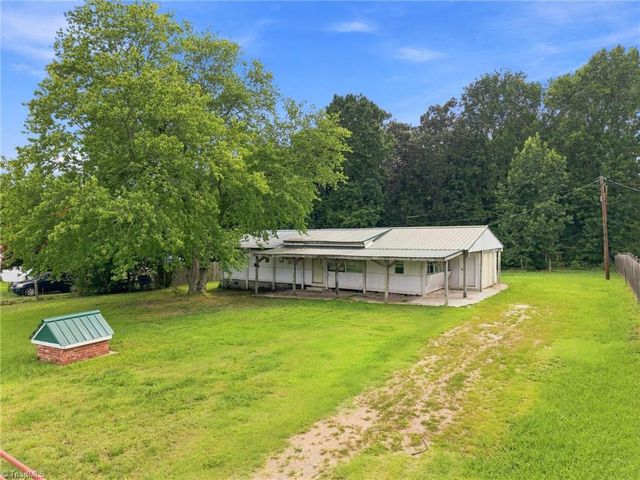 5803 Spainhour Street, Climax, NC 27233