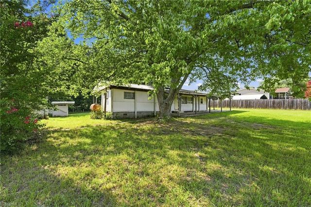 5803 Spainhour Street, Climax, NC 27233