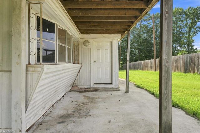 5803 Spainhour Street, Climax, NC 27233