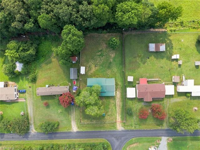 5803 Spainhour Street, Climax, NC 27233