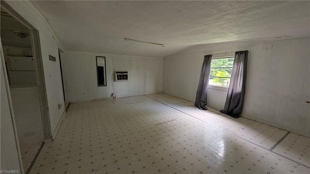 5803 Spainhour Street, Climax, NC 27233