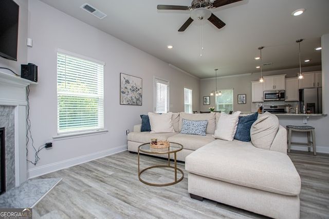 205 Vineyard Walk, Carrollton, GA 30117