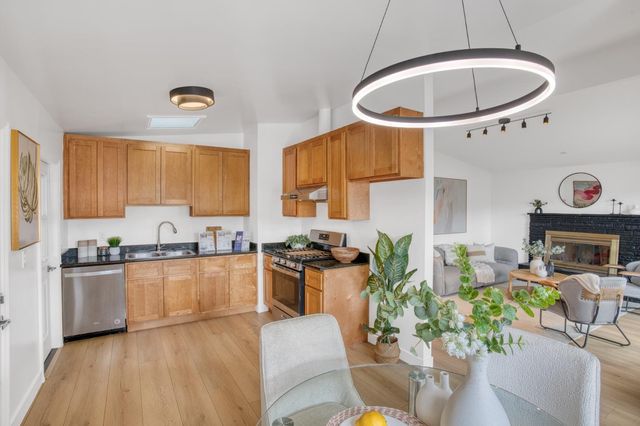 2035 Jackson Street, Santa Clara, CA 95050