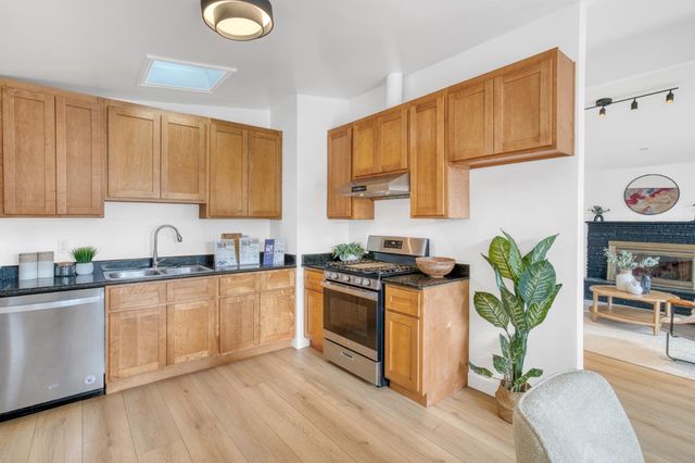 2035 Jackson Street, Santa Clara, CA 95050