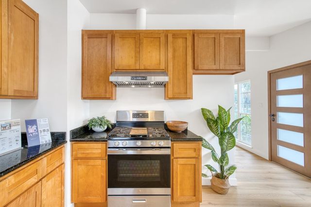 2035 Jackson Street, Santa Clara, CA 95050