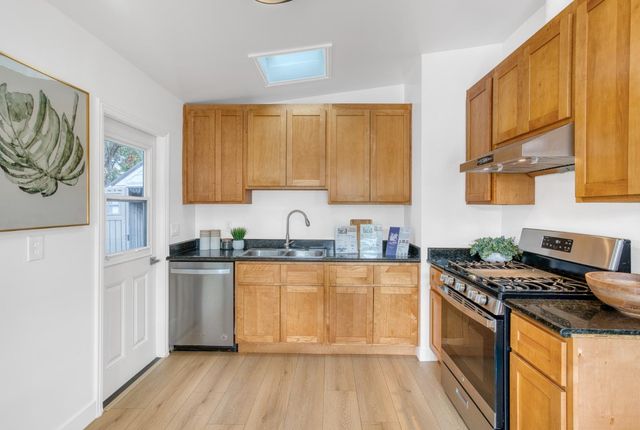 2035 Jackson Street, Santa Clara, CA 95050