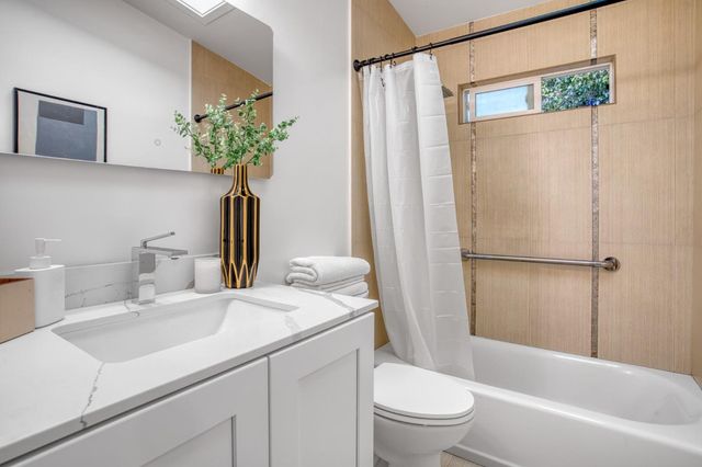 2035 Jackson Street, Santa Clara, CA 95050